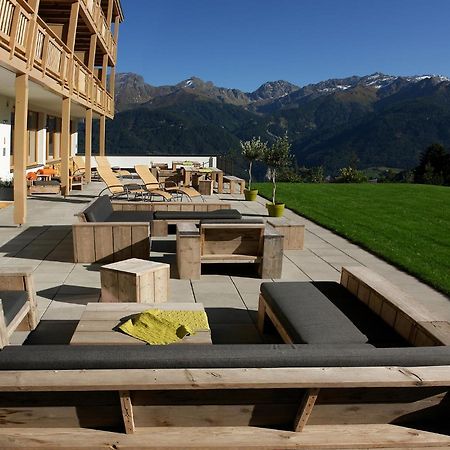 Natuerlich Hotel Mit Charakter Fiss Exterior foto